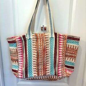 NWT Nalini woven Boho tote with snap closure